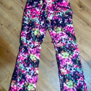 Burton size L Snow pants.
